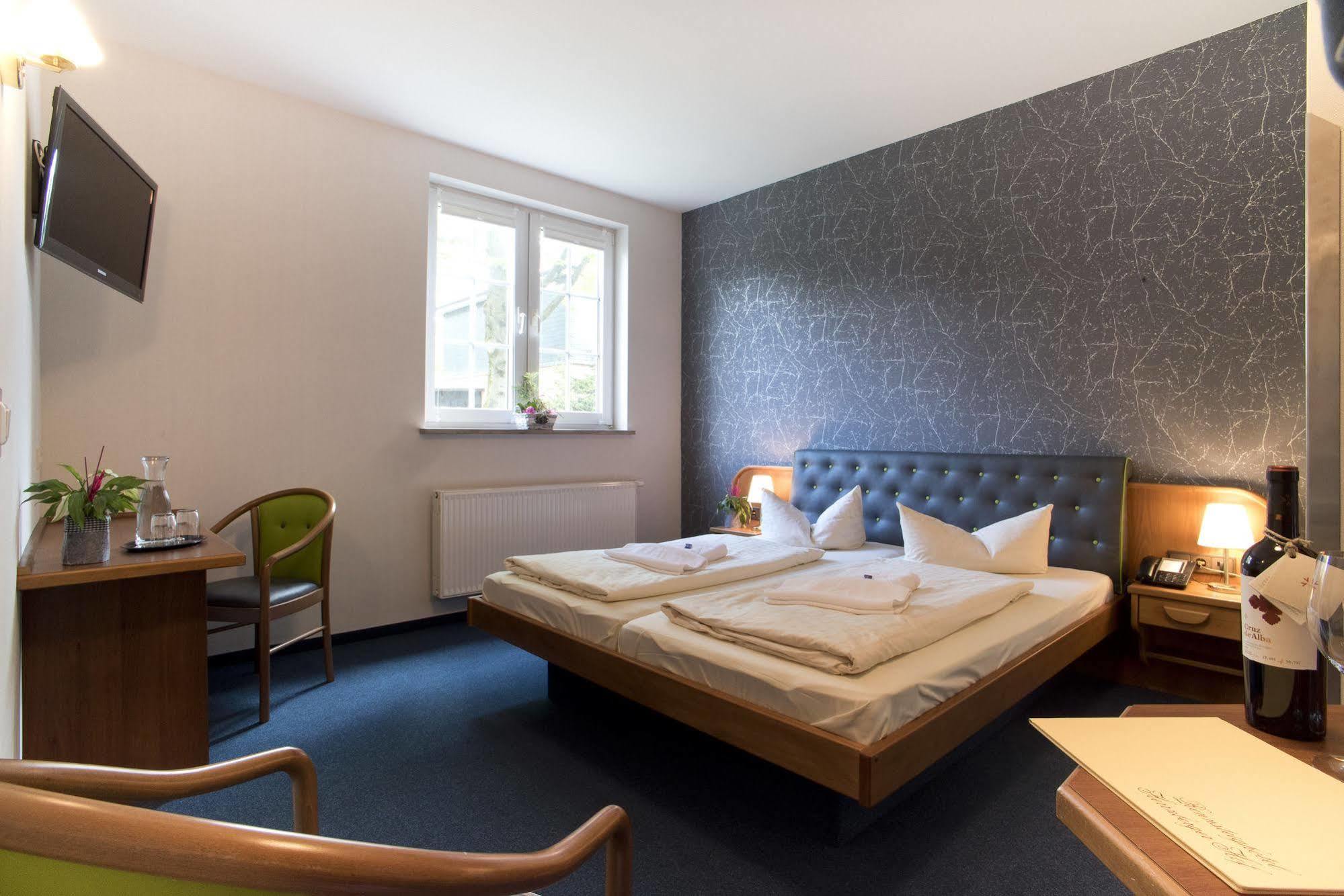Rennsteighotel Herrnberger Hof Neuhaus am Rennweg Ngoại thất bức ảnh